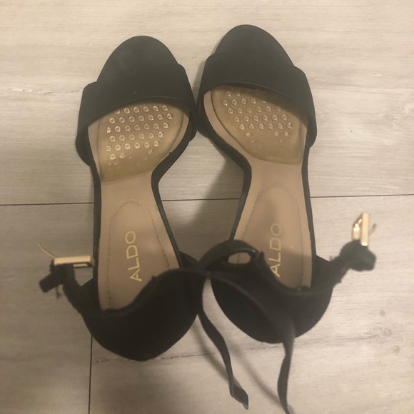 Beautiful Black Aldo High Heels - Picture 2 of 4